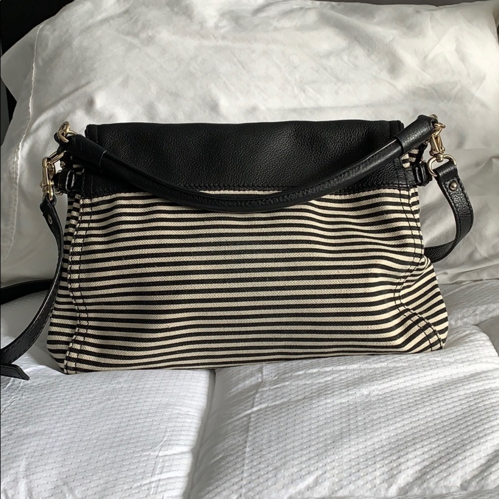 KATE SPADE handbag. - Picture 4 of 6